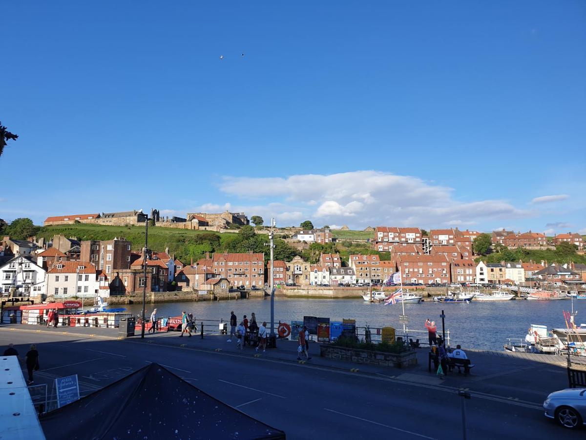 The Whitby Prospect, 2 Bed Apartment With Stunning Views, 2 Mins From Beach 外观 照片